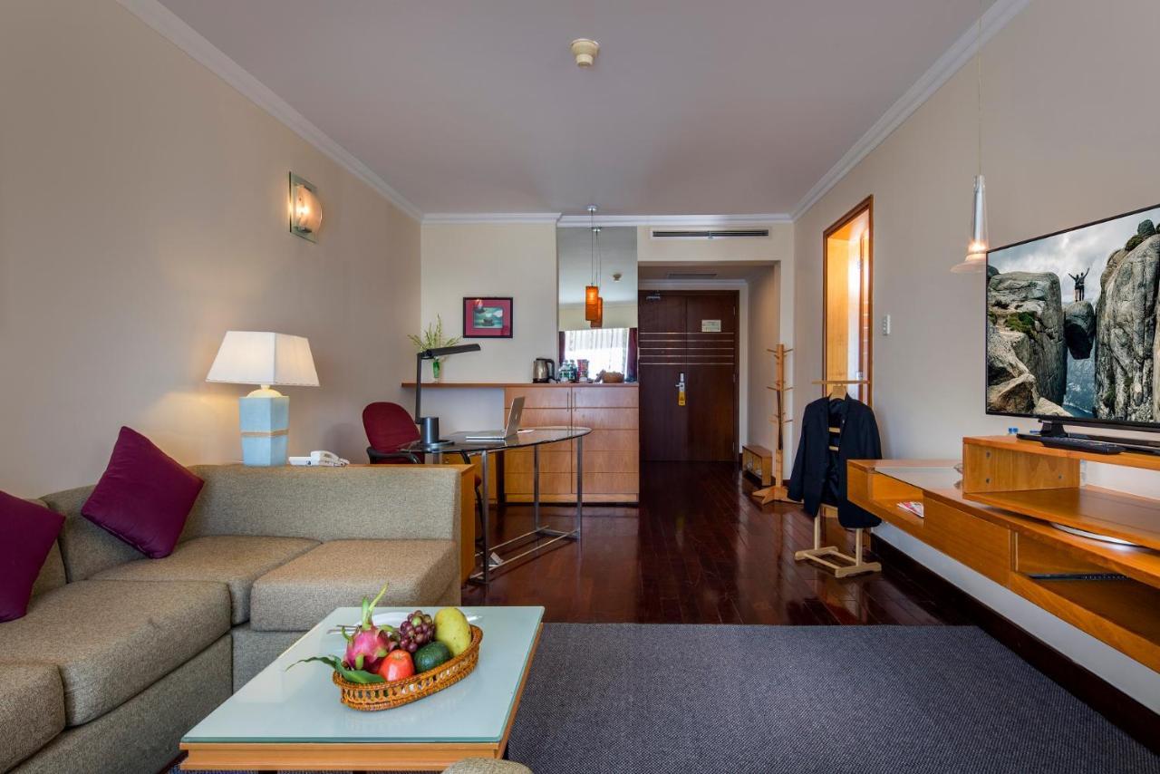 דונג הוי Sai Gon Quang Binh Hotel מראה חיצוני תמונה