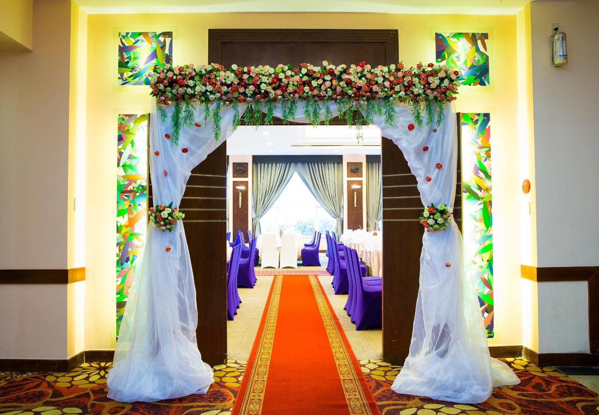 דונג הוי Sai Gon Quang Binh Hotel מראה חיצוני תמונה