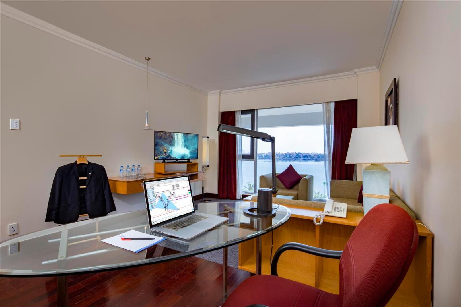דונג הוי Sai Gon Quang Binh Hotel מראה חיצוני תמונה