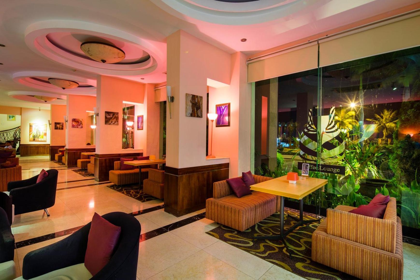 דונג הוי Sai Gon Quang Binh Hotel מראה חיצוני תמונה