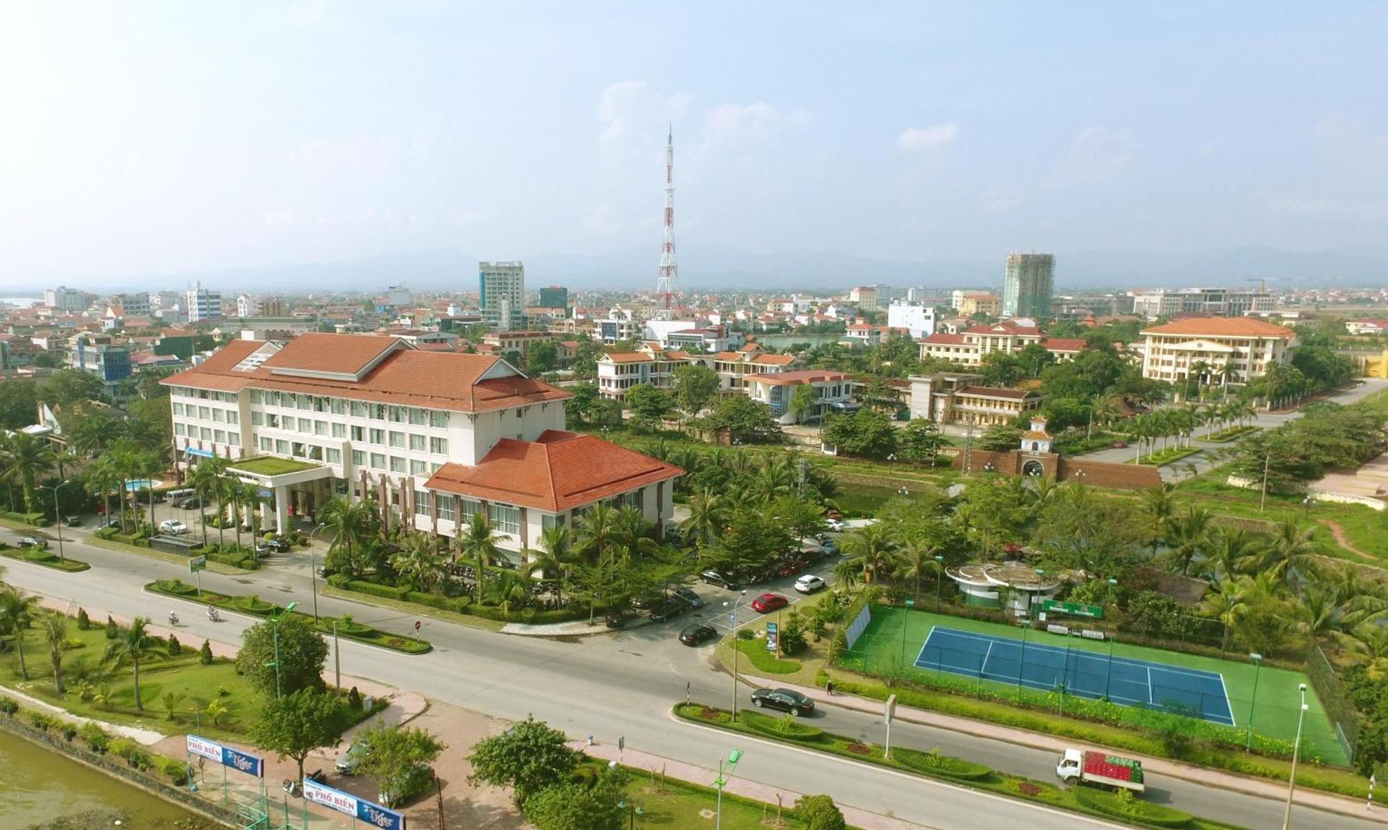דונג הוי Sai Gon Quang Binh Hotel מראה חיצוני תמונה