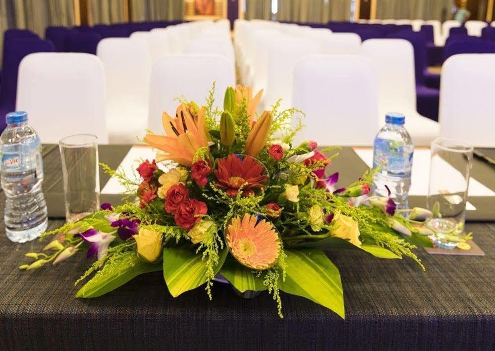 דונג הוי Sai Gon Quang Binh Hotel מראה חיצוני תמונה